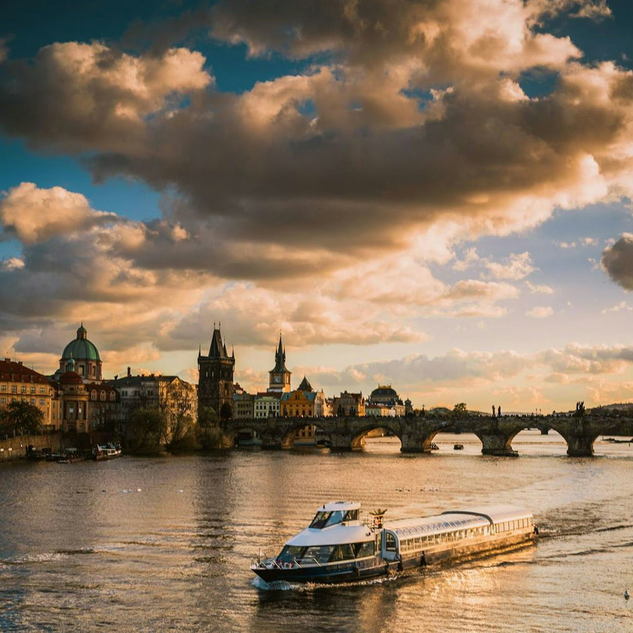 Prague by Night: Dinner Cruise - Photo 1 of 10